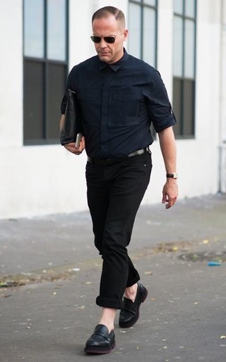 Navy Long Sleeve Shirt Outfits For Men: To assemble a casual menswear style with a clear fashion twist, team a navy long sleeve shirt with black jeans. Feeling experimental? Change things up a bit by finishing off with a pair of black leather loafers.