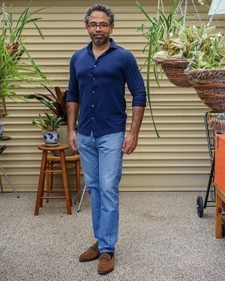Navy and Green Long Sleeve Shirt with Loafers Smart Casual Summer Outfits For Men After 50: When the situation permits an off-duty look, you can wear a navy and green long sleeve shirt and light blue jeans. If you want to easily class up this ensemble with a pair of shoes, add a pair of loafers to the equation. No doubt, it's easier to work through a warm day in a breezy ensemble like this one. And if we're talking fashion tips for mature men, this getup is perfect.