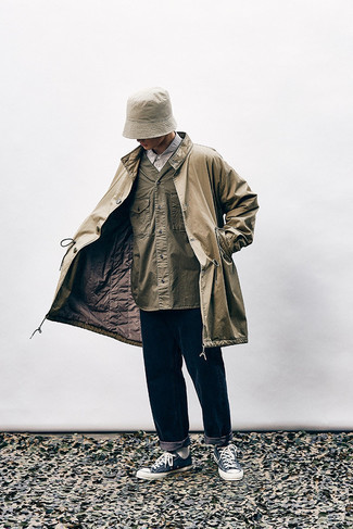 Tan Raincoat Outfits For Men: 
