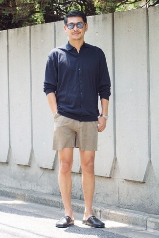 Tan Shorts Outfits For Men: For comfort dressing with a fashionable spin, make a navy long sleeve shirt and tan shorts your outfit choice. Tap into some Idris Elba dapperness and smarten up your ensemble with black leather loafers.