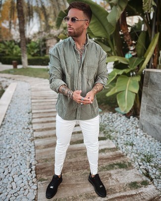 Olive Corduroy Long Sleeve Shirt Outfits For Men: Opt for an olive corduroy long sleeve shirt and white skinny jeans to assemble a daily outfit that's full of charm and personality. Black suede low top sneakers look perfect finishing your ensemble.