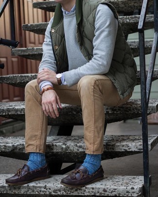Blue Socks Casual Outfits For Men: 