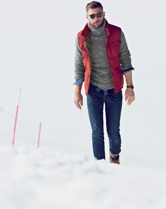 Red Gilet with Work Boots Outfits For Men: 