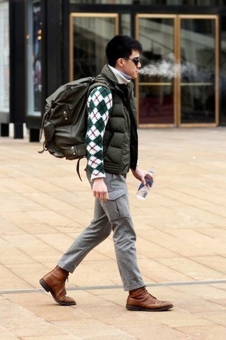 Teal Quilted Gilet Outfits For Men: 