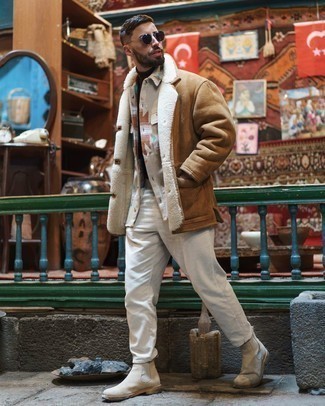 Tan Shearling Jacket Outfits For Men: 