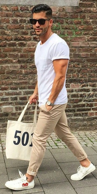Men's Beige Print Canvas Tote Bag, White Canvas Low Top Sneakers, Beige Chinos, White Crew-neck T-shirt