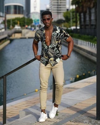 Dark Brown Sunglasses Outfits For Men: 