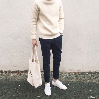 White Print Canvas Tote Bag Outfits For Men: 