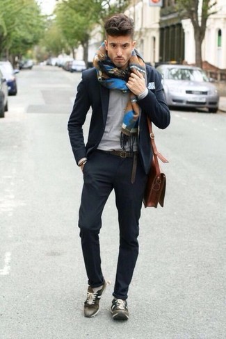 Multi colored Print Scarf Outfits For Men: 