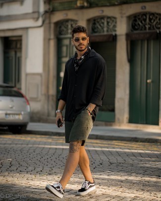 Black Scarf Summer Outfits For Men: 