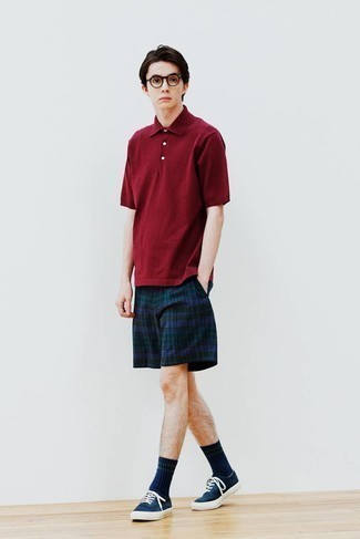 Navy Plaid Shorts Outfits For Men: 