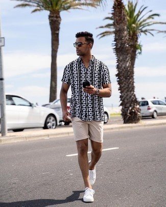 Men's Dark Green Sunglasses, White Canvas Low Top Sneakers, Beige Shorts, White and Black Print Short Sleeve Shirt
