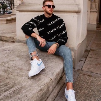 Black Print Crew-neck Sweater Outfits For Men: 