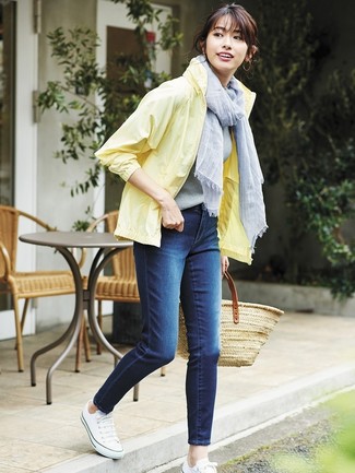Yellow Windbreaker Outfits For Women: 