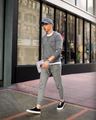 Grey Track Suit Outfits For Men: 