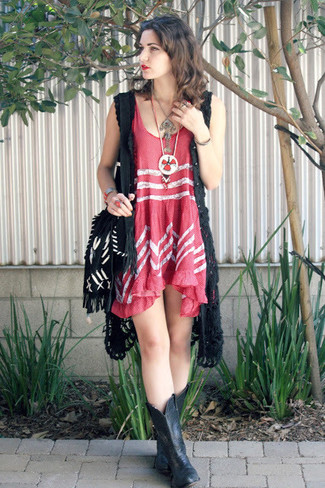 Red Tank Dress Outfits: 