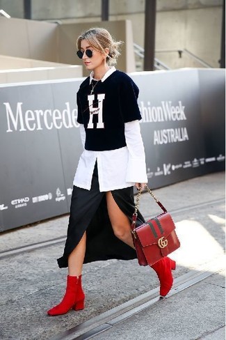 Black Slit Midi Skirt Outfits: 