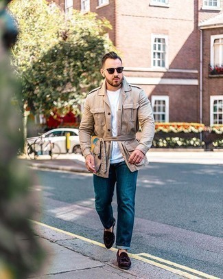 Khaki Military Jacket Outfits For Men: The go-to for knockout casual style for men? A khaki military jacket with navy jeans. Dark brown suede tassel loafers will inject a sense of class into an otherwise all-too-common outfit.