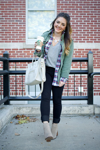 Grey Suede Ankle Boots Outfits: Consider wearing a green military jacket and navy skinny jeans for an everyday getup that's full of charm and character. Grey suede ankle boots will give a dose of refinement to an otherwise standard ensemble.