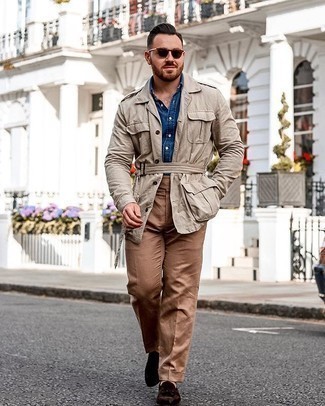 Khaki Military Jacket Outfits For Men: You'll be amazed at how easy it is to pull together this sophisticated outfit. Just a khaki military jacket and khaki dress pants. Complete this look with dark brown suede tassel loafers to tie the whole thing together.