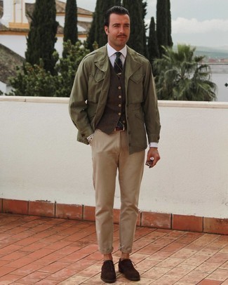 Olive Military Jacket Outfits For Men: An olive military jacket and khaki chinos are a nice combination worth having in your current repertoire. For a more refined twist, complete your outfit with dark brown suede oxford shoes.