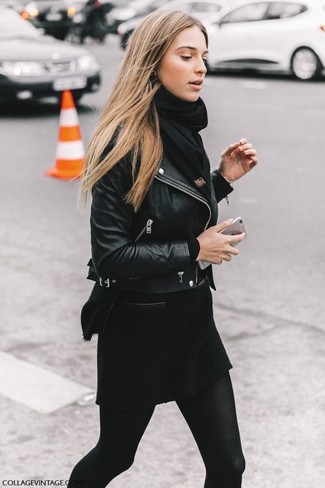Black Crew-neck Sweater Outfits For Women: 
