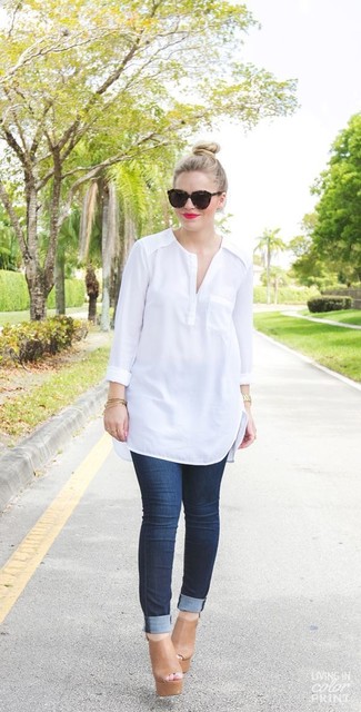 White Henley Shirt Outfits For Women: 