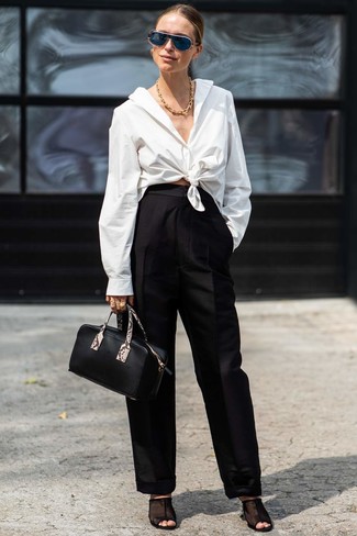 Black Wide Leg Pants Outfits In Their 30s: 