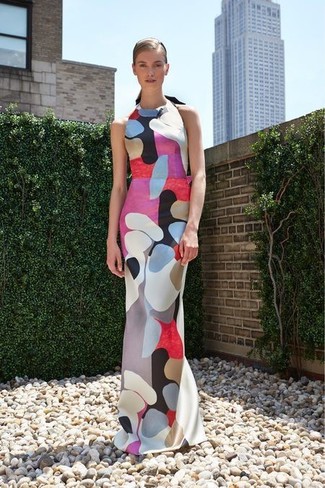 Choose a multi colored print maxi dress for a look that's both trendy and off-duty.