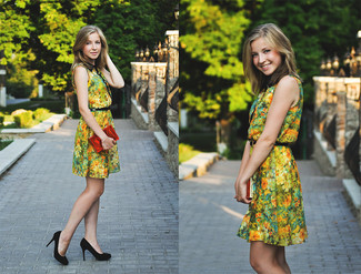 Short Sleeve Shift Dress In Floral Print Yellow Blue
