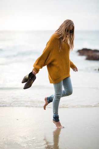 Oversized Cashmere Sweater In Mustard