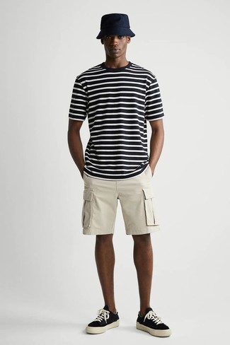 Men's Navy and White Horizontal Striped Crew-neck T-shirt, Beige Shorts, Black and White Canvas Low Top Sneakers, Navy Bucket Hat