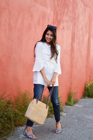Navy Jeans with Tunic Outfits: 