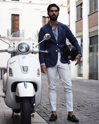 Black Leather Tassel Loafers Outfits: Try teaming a navy blazer with white chinos to achieve a dressy, but not too dressy ensemble. And if you wish to easily dress up this ensemble with shoes, add black leather tassel loafers.