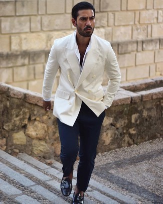 White Double Breasted Blazer Outfits For Men: 