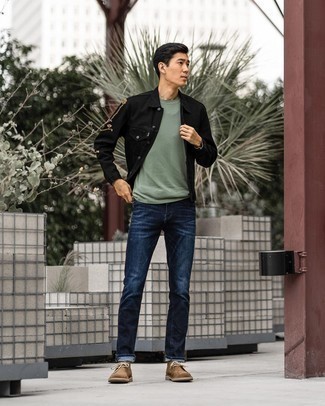 Olive Long Sleeve T-Shirt Outfits For Men: 