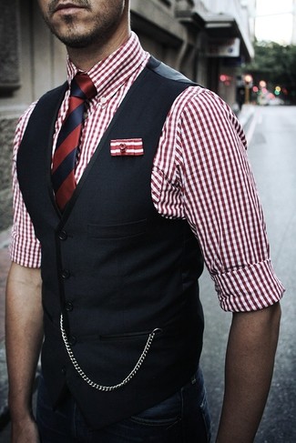 White and Red Gingham Dress Shirt Outfits For Men: 