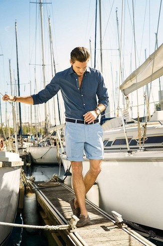 what to wear with light blue shorts male