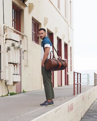 Brown Leather Holdall Hot Weather Outfits For Men: 