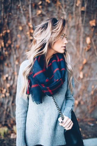 Navy Plaid Scarf Outfits For Women: 