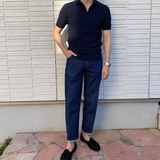 Black Velvet Loafers Outfits For Men: You'll be amazed at how easy it is for any gentleman to pull together this laid-back outfit. Just a navy polo and navy jeans. Up the ante of your outfit by wearing a pair of black velvet loafers.