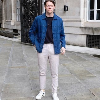 Grey Linen Chinos Outfits: A navy denim shirt jacket and grey linen chinos are among the unshakeable foundations of a properly balanced menswear collection. When it comes to shoes, go for something on the casual end of the spectrum by rocking white and black leather low top sneakers.
