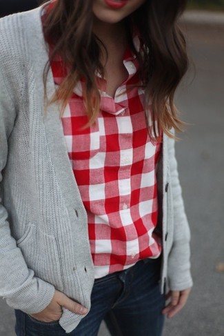 Red and White Gingham Dress Shirt Outfits For Women: 