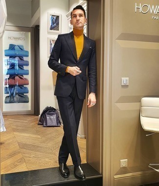 Black Pocket Square Outfits: Beyond dapper and functional, this casual combo of a navy suit and a black pocket square provides wonderful styling opportunities. You know how to inject a sense of refinement into this look: black leather chelsea boots.