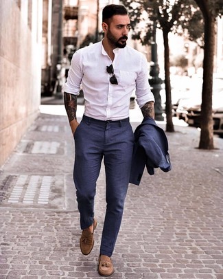 Navy Linen Suit Outfits: We're loving the way this combo of a navy linen suit and a white long sleeve shirt instantly makes a man look elegant and smart. All you need now is a pair of brown suede tassel loafers to complete your getup.