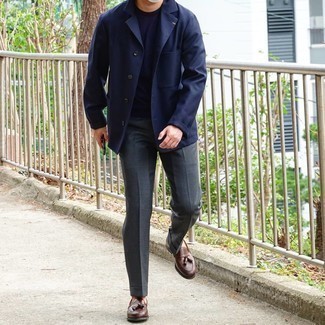 Charcoal Dress Pants Outfits For Men: You can be sure you'll look clean and smart in a navy trenchcoat and charcoal dress pants. Dial down this ensemble by wearing brown leather tassel loafers.