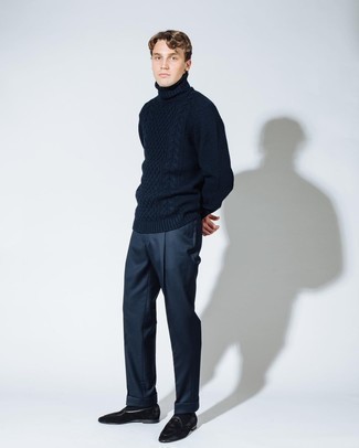 Navy Knit Wool Turtleneck Outfits For Men: Consider teaming a navy knit wool turtleneck with navy dress pants for a sleek elegant getup. Black velvet loafers are an easy way to power up this look.