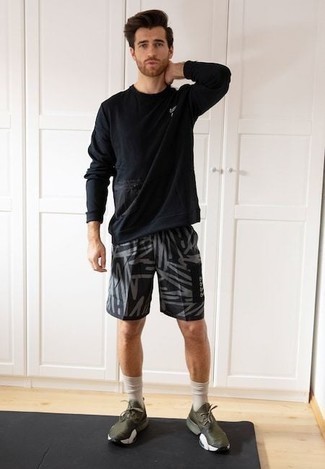 Black and White Print Sports Shorts Outfits For Men: 