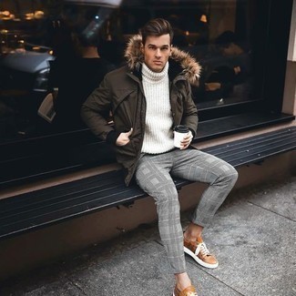 Olive Parka Outfits For Men: Why not make an olive parka and grey plaid chinos your outfit choice? As well as totally comfortable, these two items look amazing when worn together. A pair of tobacco leather low top sneakers will never go out of style.