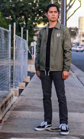 Shirt Jacket with High Top Sneakers Outfits For Men: Channel your inner maverick in the men's style department and make a shirt jacket and black chinos your outfit choice. Choose a pair of high top sneakers to infuse an element of stylish effortlessness into your outfit.